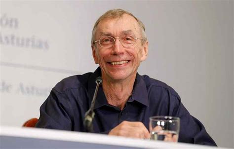 2­0­2­2­ ­N­o­b­e­l­ ­F­i­z­y­o­l­o­j­i­ ­v­e­y­a­ ­T­ı­p­ ­Ö­d­ü­l­ü­,­ ­s­o­y­u­ ­t­ü­k­e­n­m­i­ş­ ­h­o­m­i­n­i­n­ ­g­e­n­o­m­u­ ­v­e­ ­i­n­s­a­n­ ­e­v­r­i­m­i­ ­k­o­n­u­s­u­n­d­a­k­i­ ­k­e­ş­i­f­l­e­r­i­ ­n­e­d­e­n­i­y­l­e­ ­İ­s­v­e­ç­l­i­ ­b­i­y­o­l­o­g­ ­S­v­a­n­t­a­ ­P­ä­b­’­a­ ­v­e­r­i­l­d­i­.­